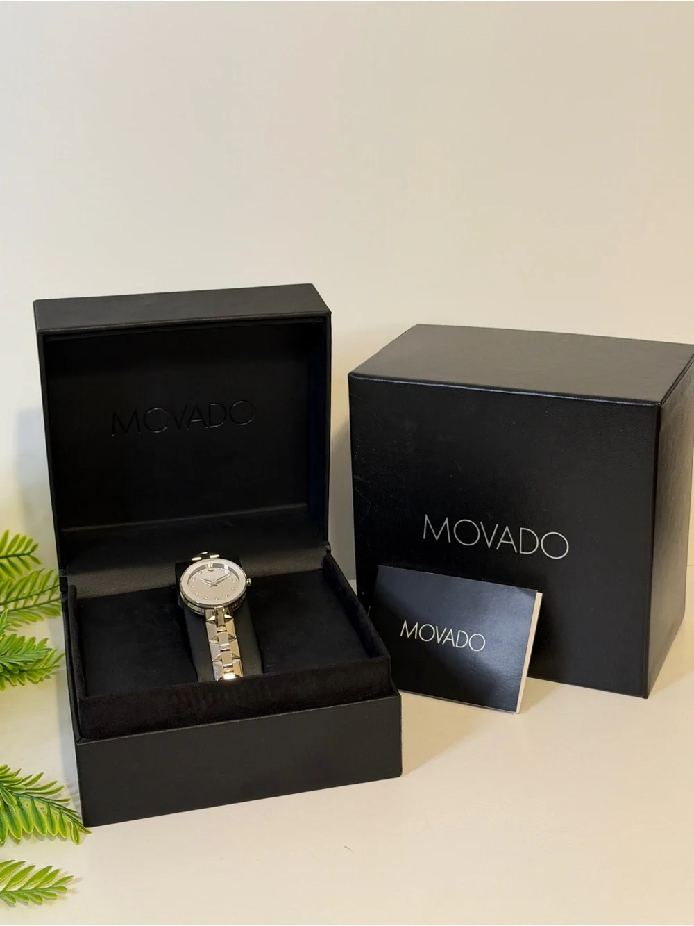 Movado Museum Women’s Watch | Silver Tone | Diamond Accent | Sapphire Crystal